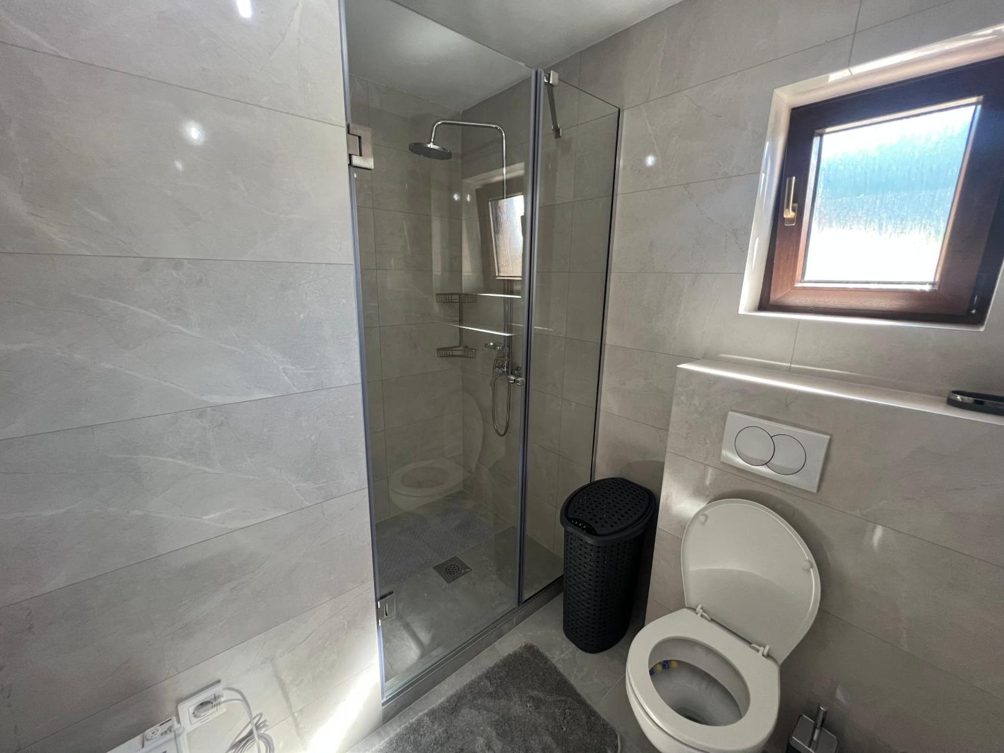 Zen Den Apartments Otocsán Kültér fotó